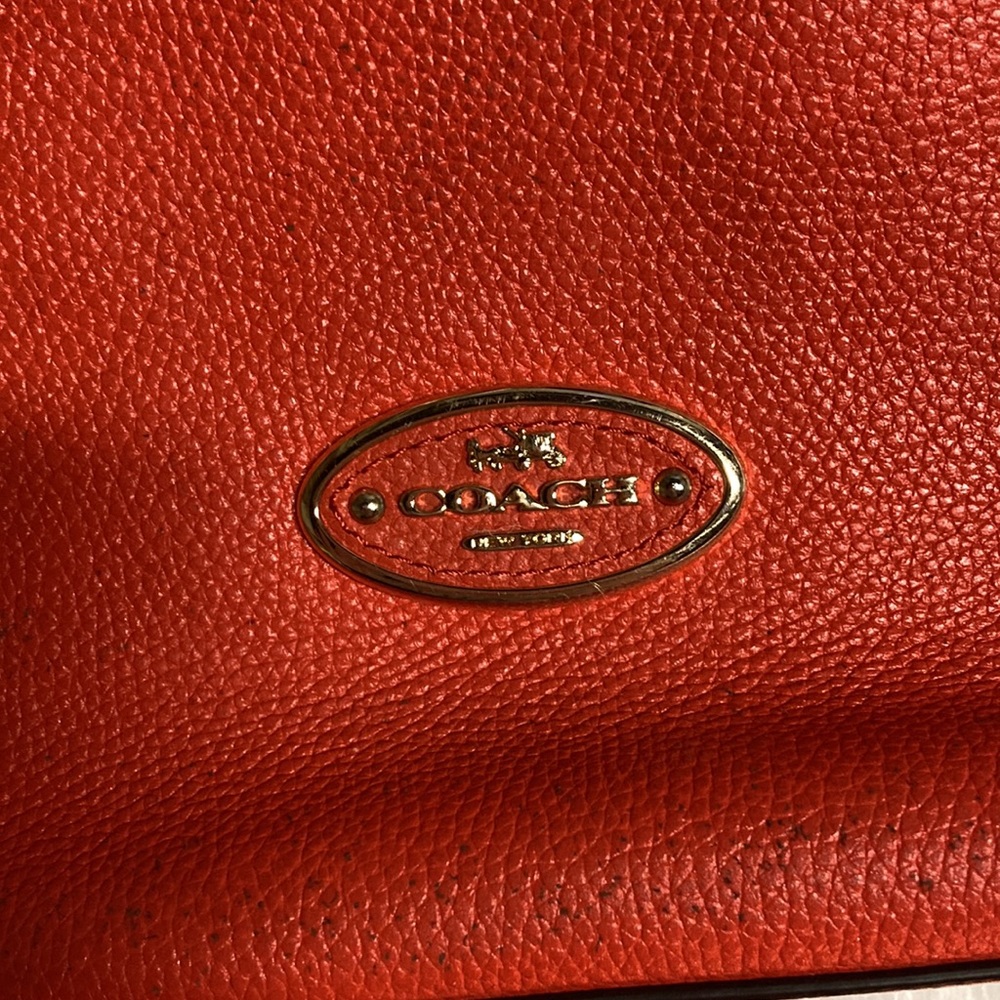 Coach bag 💼 beautiful orange 🍊 - Picture 3 of 7